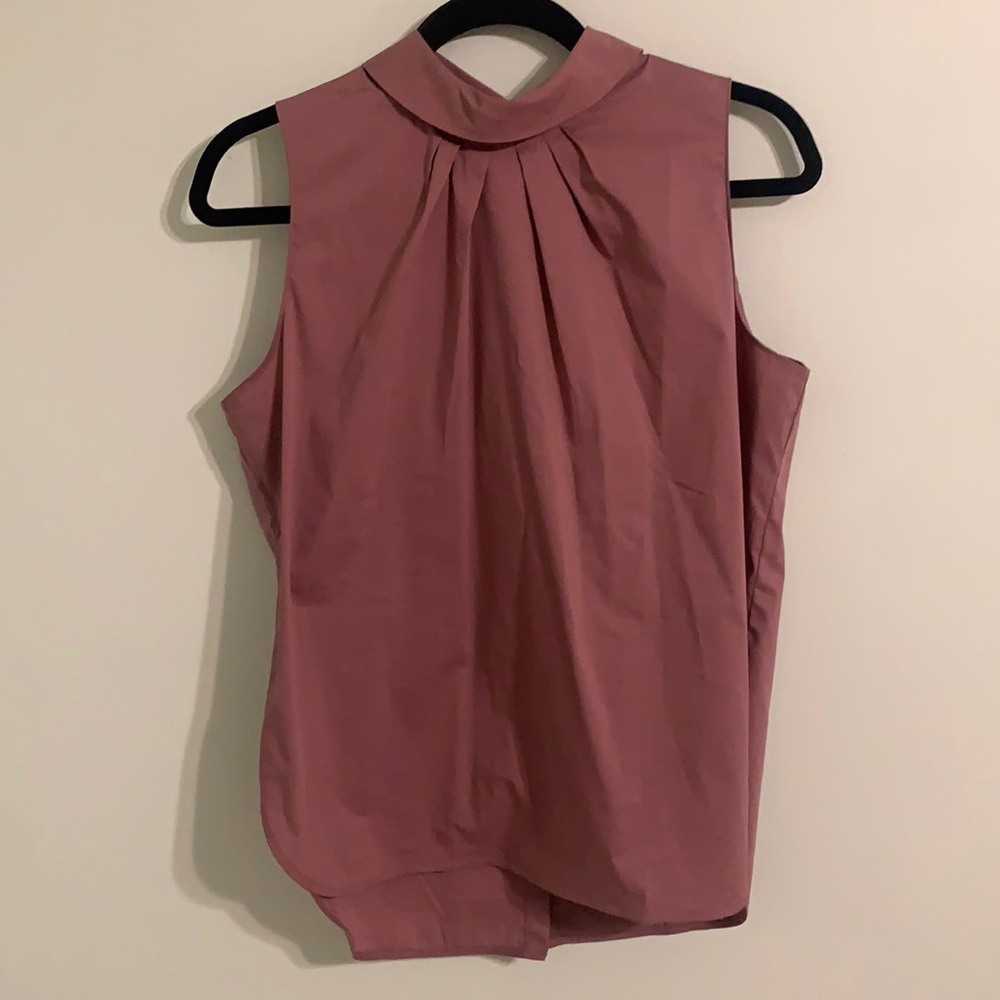 Ann Taylor sleeveless dress Shirt size M